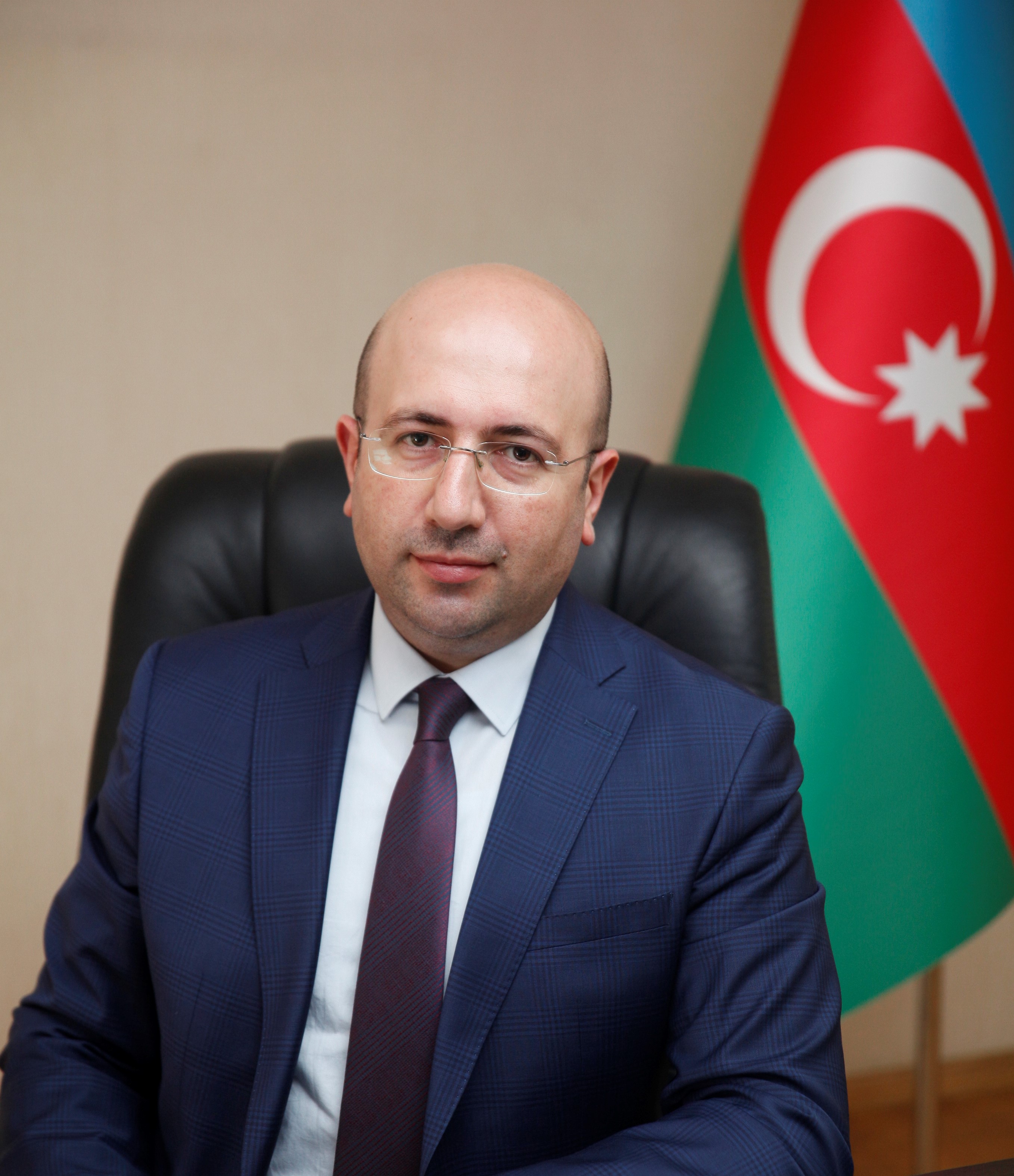 Mr. Anar Guliyev, the Chairman of the Committee congratulated the builders on their professional holiday